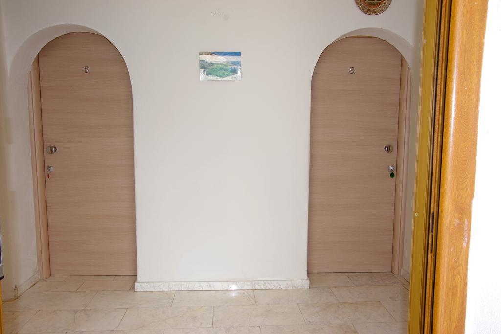 فندق Athina كوينيرا المظهر الخارجي الصورة